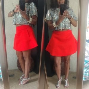 Red skirt with pockets